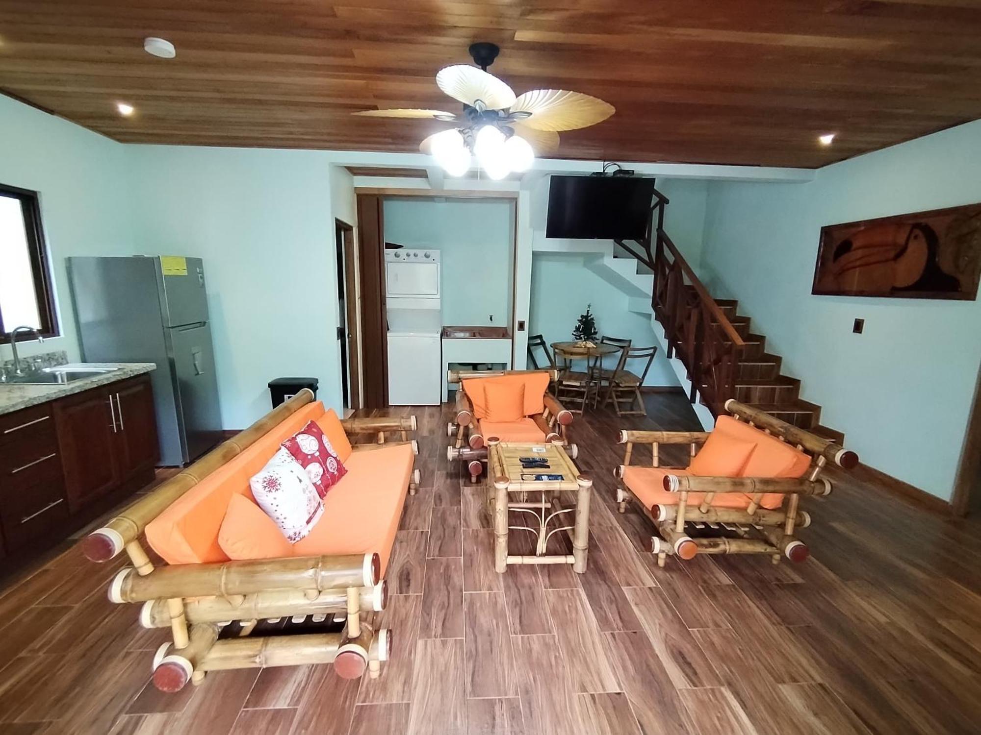 Bungalows Beachfront Hotel プンタ・ウバ エクステリア 写真