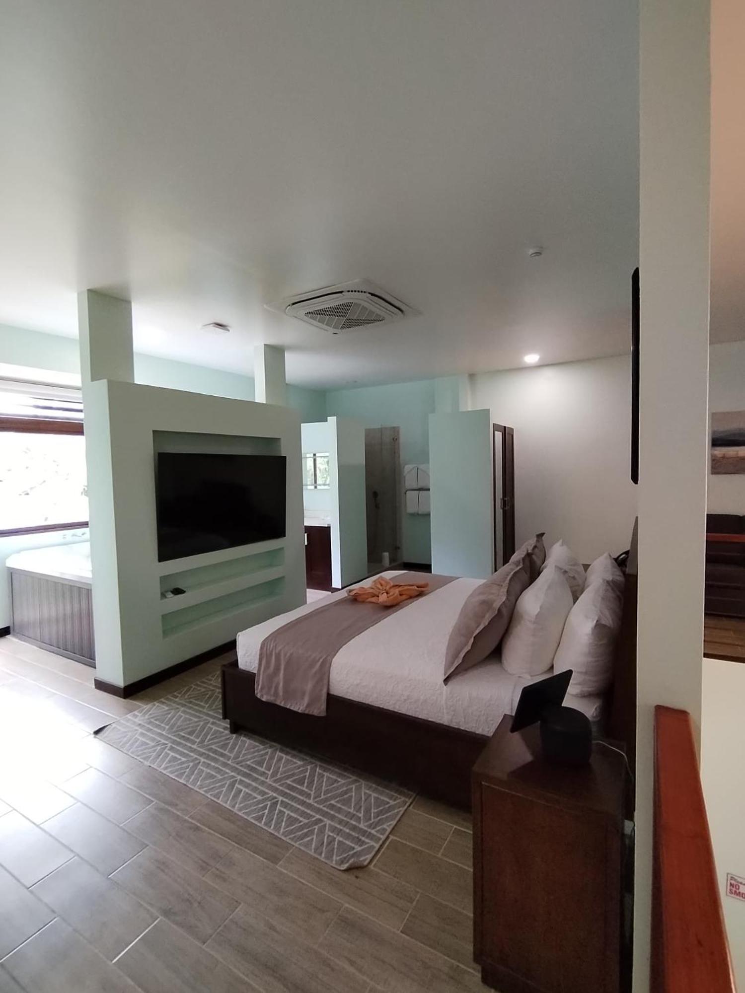 Bungalows Beachfront Hotel プンタ・ウバ エクステリア 写真